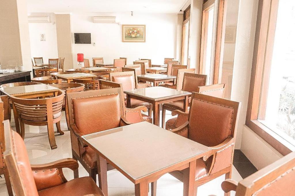 Rizen Padjadjaran Hotel Богор Экстерьер фото