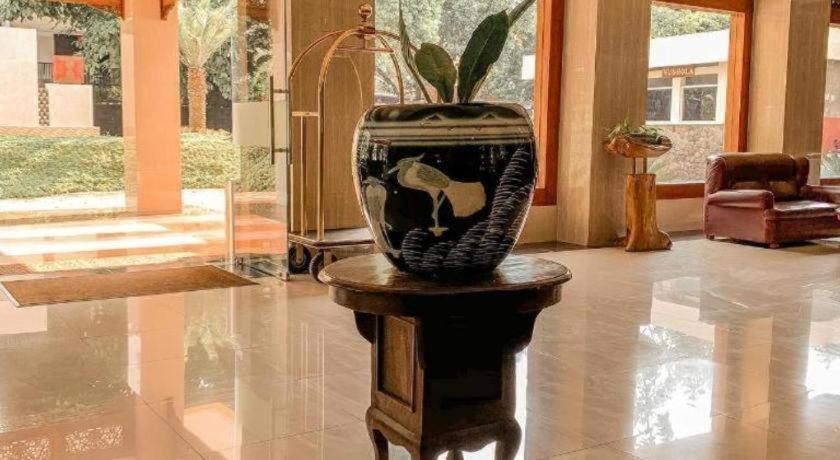 Rizen Padjadjaran Hotel Богор Экстерьер фото